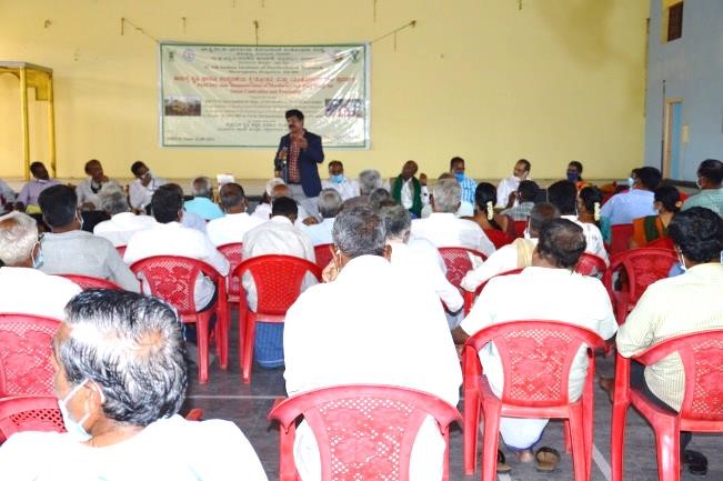 Field day cum Demonstration on “Machinery and Technology for Onion Cultivation and Processing” at Giriyapura village,  Kadur (Tk.), Chikkamagaluru (Dt.), Karnataka on 21.09.2021
