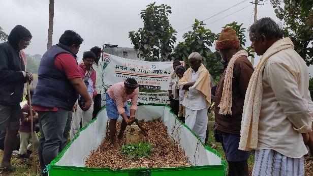 Composting of farm residue by Windrow method using Arka Decomposer