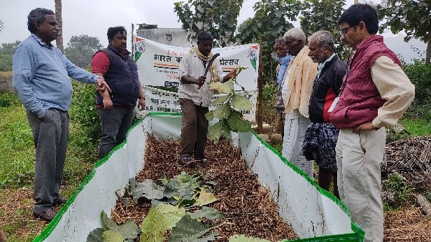 Composting of farm residue by Windrow method using Arka Decomposer