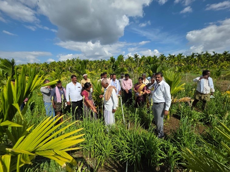 Field day of tuberose variety ‘Arka Prajwal’ organized at Kaginahalli, Shivamogga, Karnataka