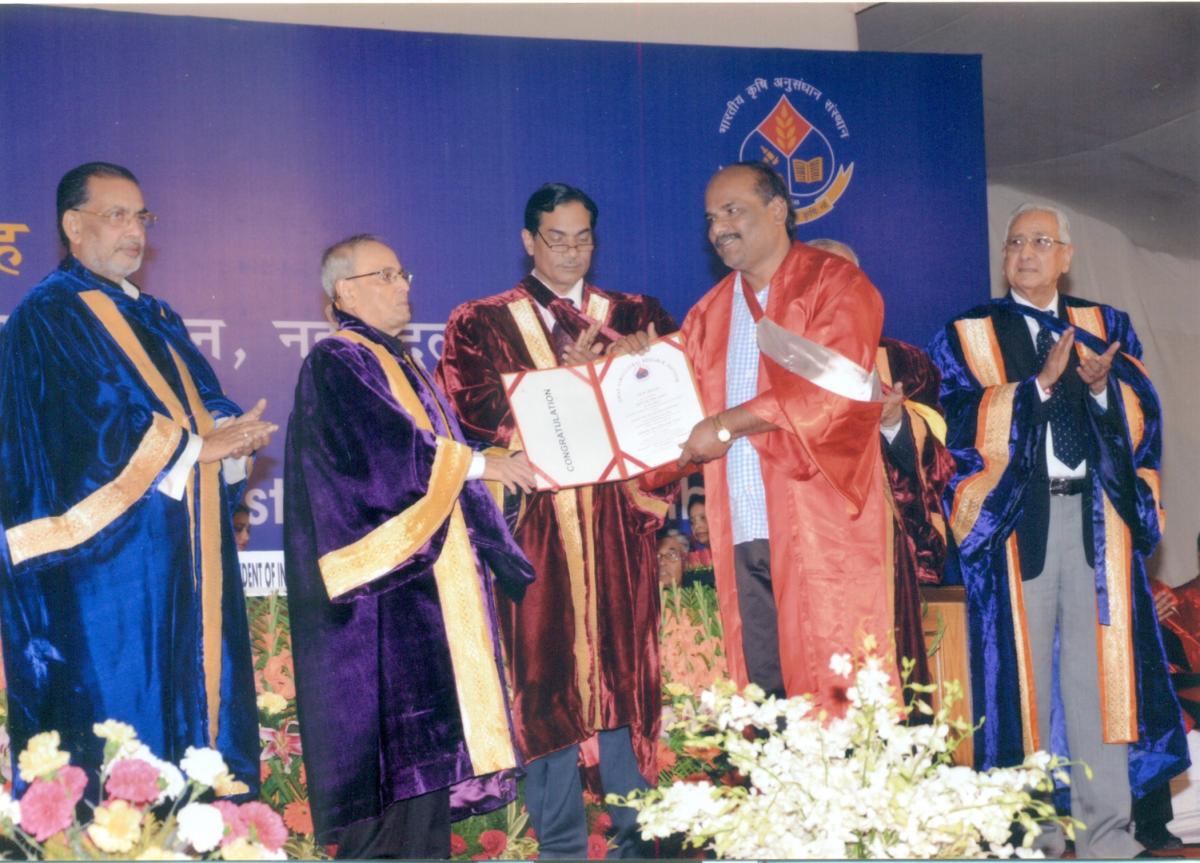 XIX Sukumar Bose memorial award conferred on Dr. R. Asokan