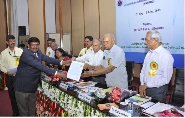 Dr. Veere Gowda R, Principal Scientist & Head((I/C) was awarded with NHRD 2018 for outstanding contribution for promotion of Onion & Garlic