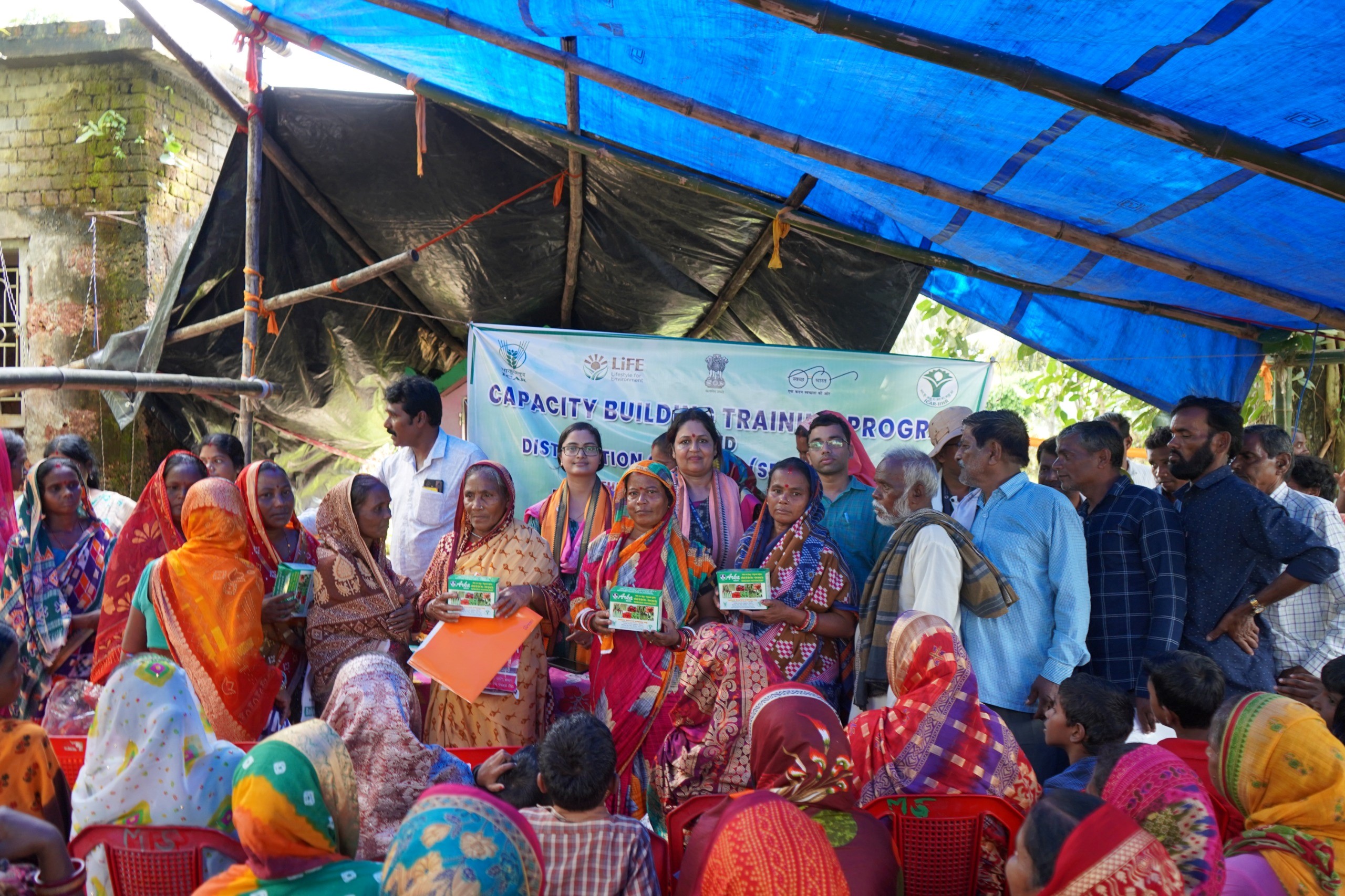 ICAR–IIHR–CHES, Bhubaneswar organised Training Program and Input Distribution at Balipatna Under SCSP Scheme 