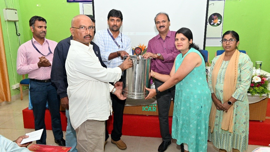 Training on “Scientific Honey Bee Keeping and Apiary Management” organized at  ICAR-IIHR-CHES, Chettalli on 26-28 November, 2025