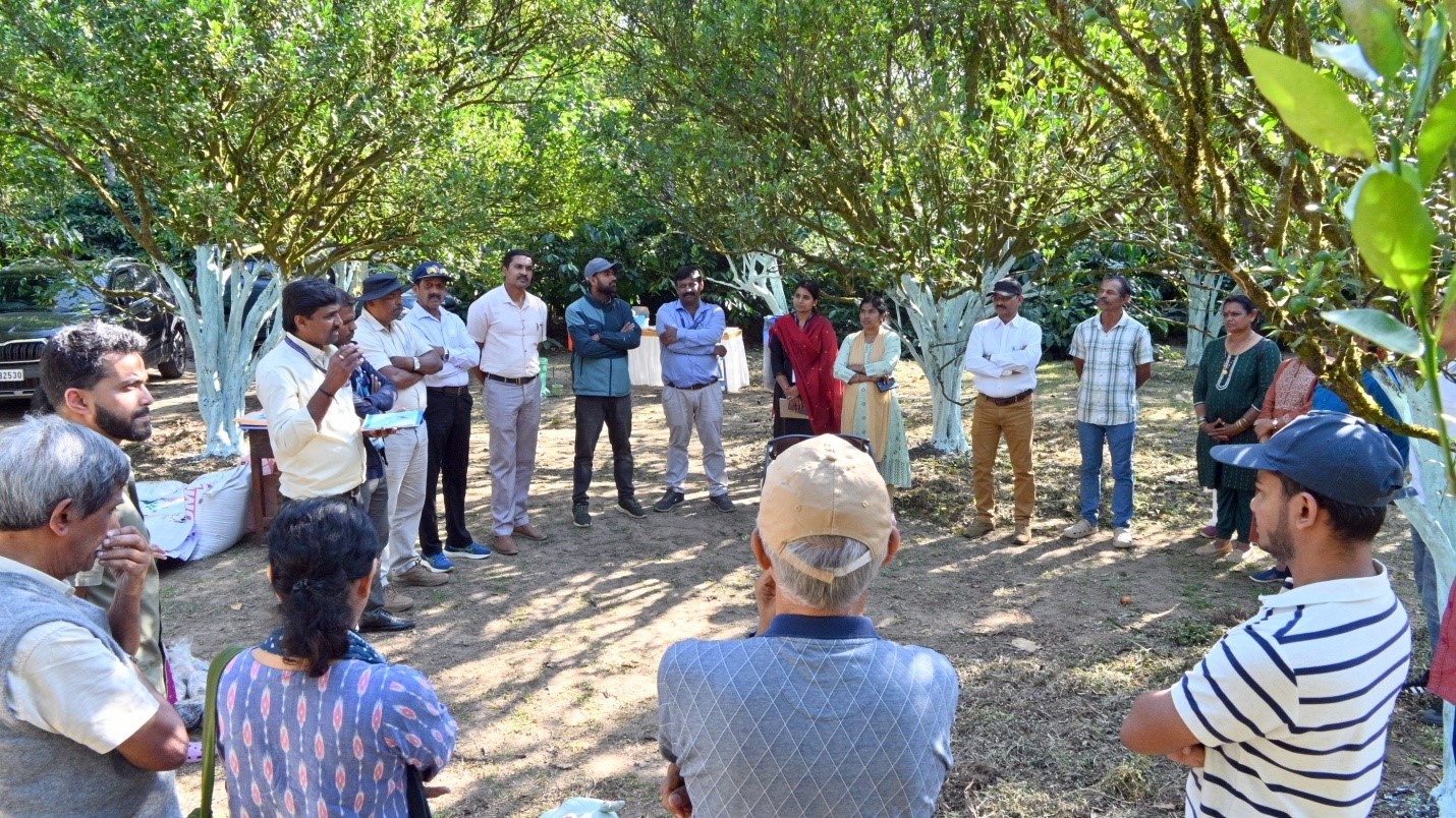 ICAR-IIHR-Central Horticultural Experiment Station, Chettalli organized Demonstration of Coorg Mandarin Rejuvenation Technology in Kodagu on 17 December, 2025