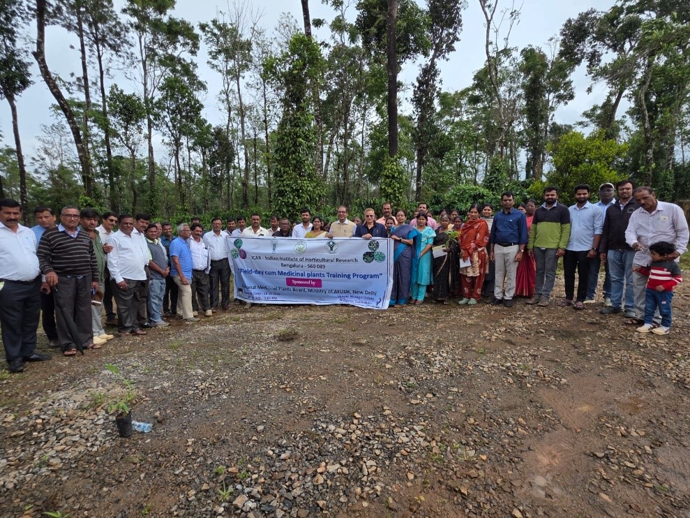 Report on “Field Day-cum-Medicinal Plants Training Programme” on 28th October 2025 at Hosagiri Estate, Nidigere, Sakleshpur, Hassan District, Karnataka