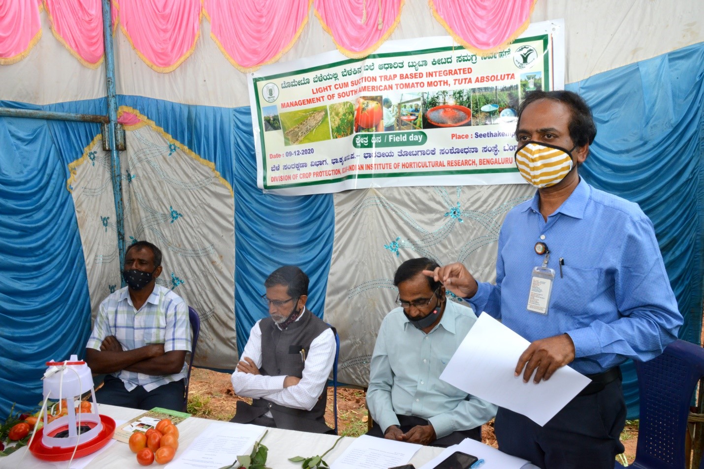 Field day on “Light Cum Suction trap based integrated management of South American Tomato moth, Tuta absoluta”  in  Seethekempanahalli village, Bengaluru North District, Karnataka on 09.12.2020