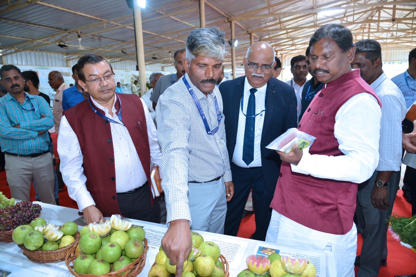 Shri. Arjun Munda Ji, Hon’ble Union Minister of Agriculture and Farmers Welfare, Govt. of India visited ICAR- Indian Institute of Horticultural Research, Bengaluru. on January 7, 2024