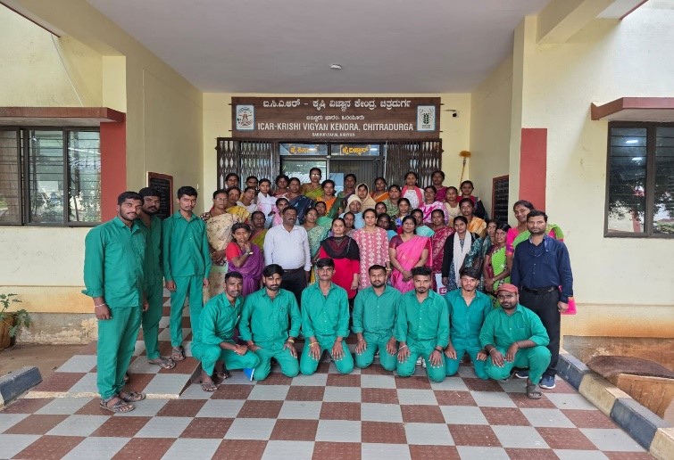 Training on medicinal plants organized at the ICAR - KVK, Hiriyur, Chitradurga Dt. on 26 November 2025