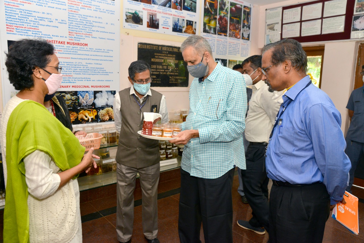 Visit of Shri. Vishveshwara Hegde Kageri, Hon’ble Speaker, Vidhana Sabha, Govt. of Karnataka to ICAR-IIHR, Bengaluru on 16.10.2020