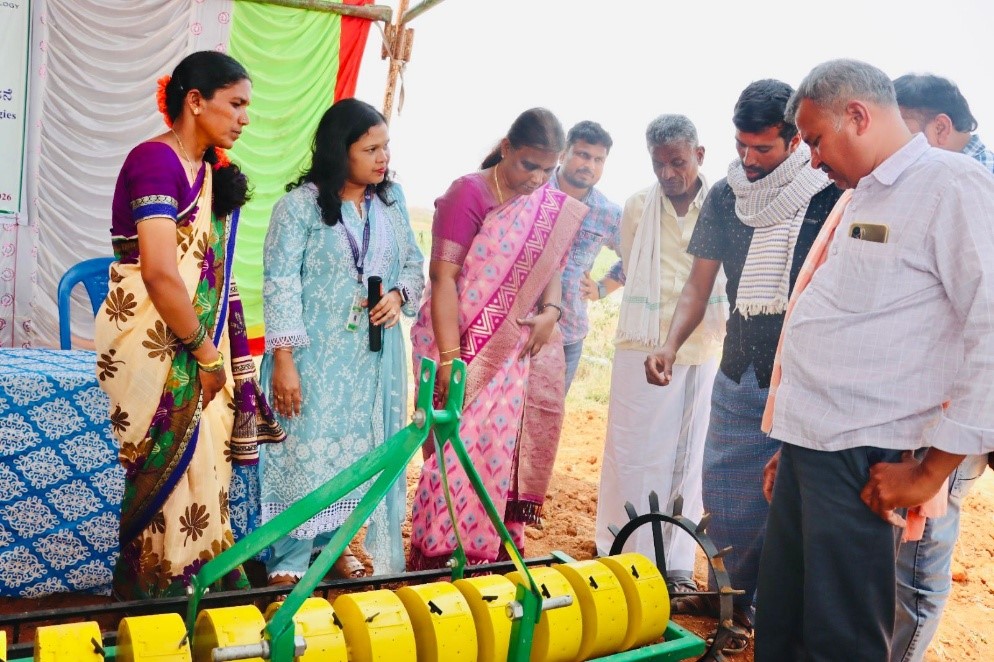 Demonstration of Arka onion seeder to women farmers at Byrappanahalli Village