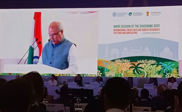 Training on “Mushroom Production Technologies” and  Field Demonstration of Arka Onion Seeder at Byrappanahalli Village, Chikkaballapura District