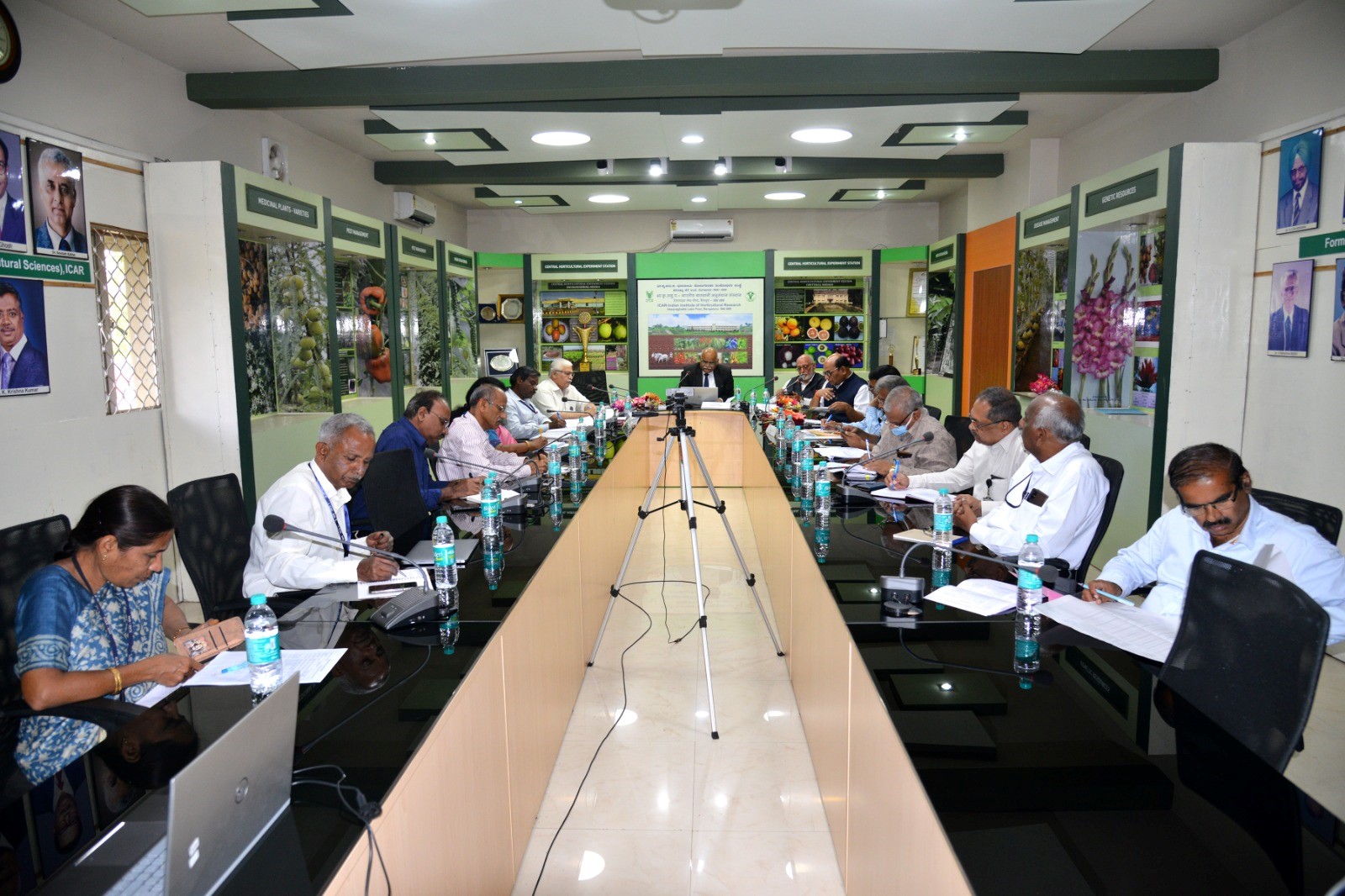 IIHR commercializes probiotic fruit beverage technology