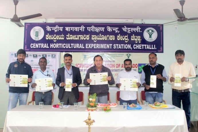 Off-campus Training on Good Agricultural Practices for Pineapple Organized by CHES (ICAR-IIHR), Bhubaneswar 