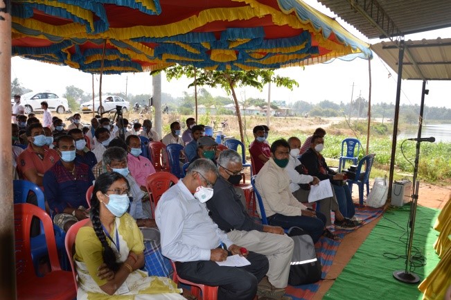 Field day on “Arka Onion detopper” at Bachikoppalu village, Nagamangala (Tk.), Mandya (Dt.), Karnataka on 02.01.2021