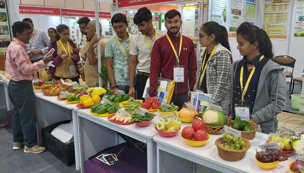 ICAR-IIHR  participated in the Global Potato Conclave at Mahatma Mandir, Gandhi Nagar, Gujarat