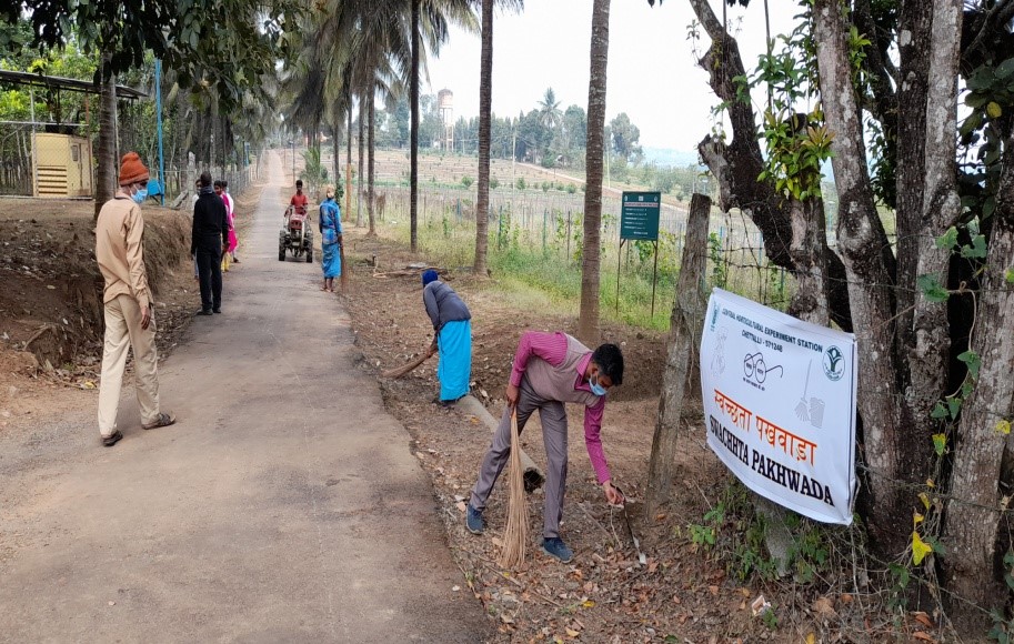 Swachhta Pakhwada 2020 programme on 16.12.2020 at ICAR-IIHR, CHESS Chettalli