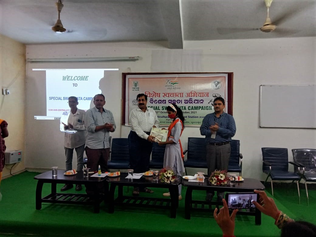 Central Horticultural Experiment Station (ICAR-IIHR) Bhubaneswar organized Special Swachhta Campaign (02nd-31st October, 2021)
