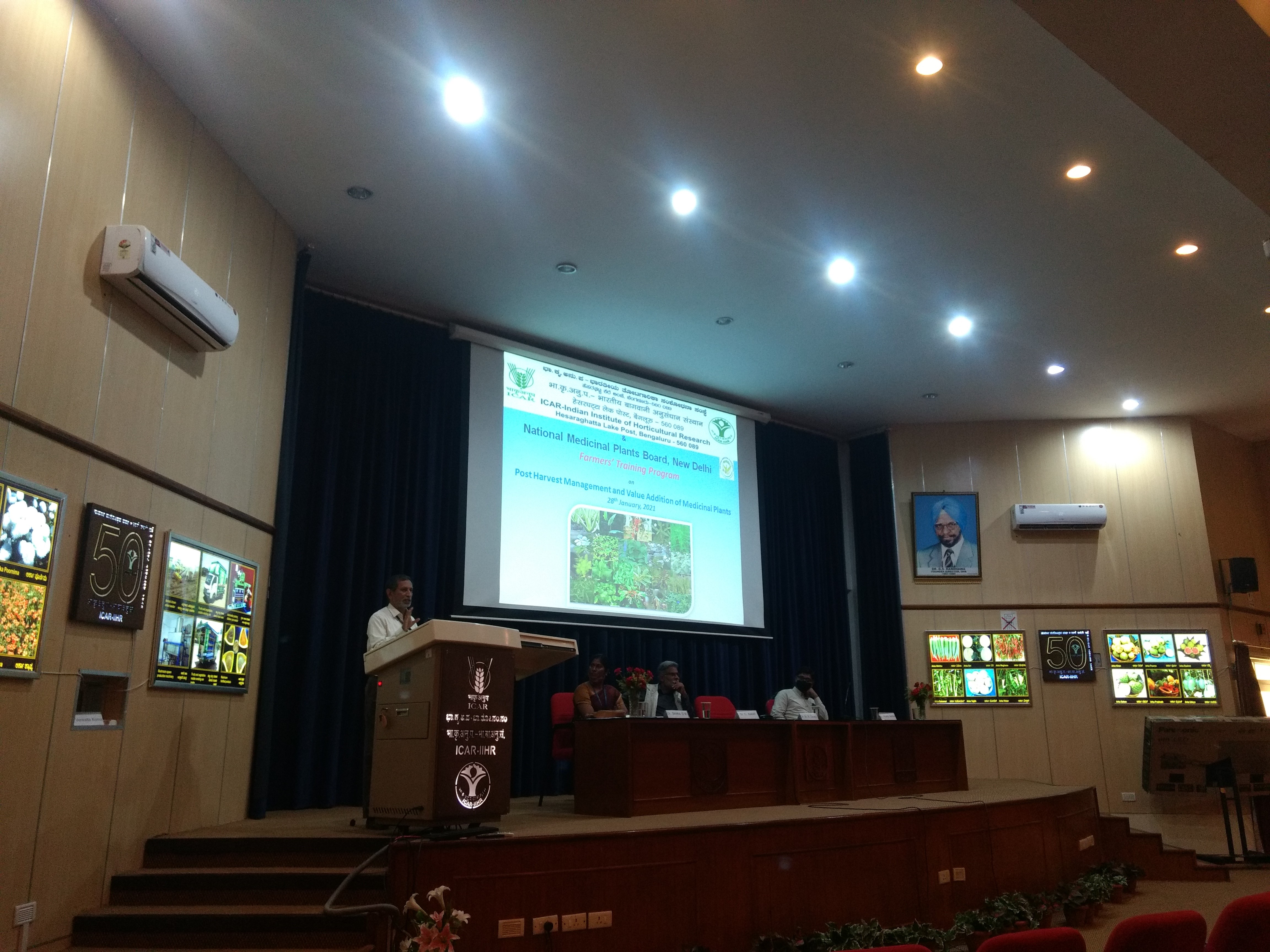 One day farmers’ training program on “Post Harvest Management and Value Addition of Medicinal Plants” was organized at ICAR-IIHR on 28th January 2021 